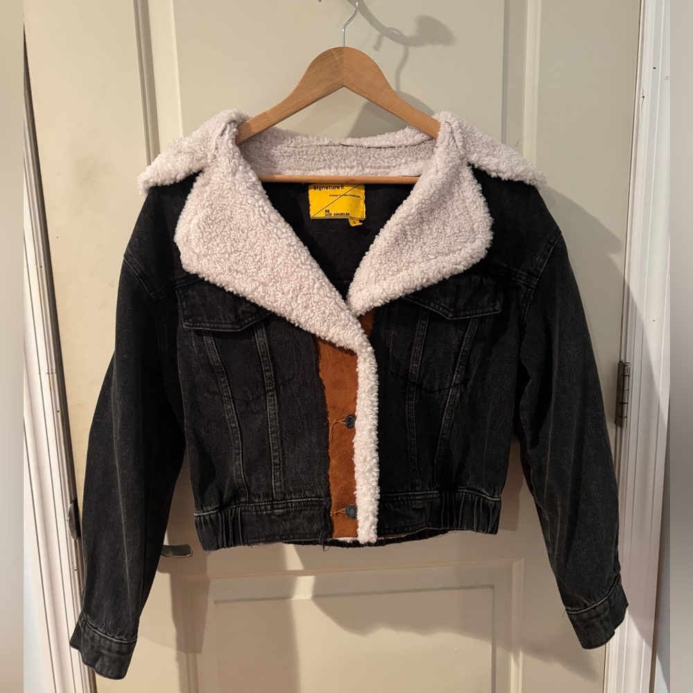Signature 8 Denim jacket with Sherpa hood